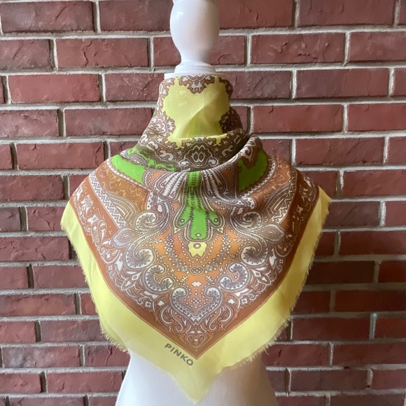Pinko Italy Silk  Brown Green Yellow Paisley Print Signed Scarf 24”x25”NEW - Picture 1 of 8